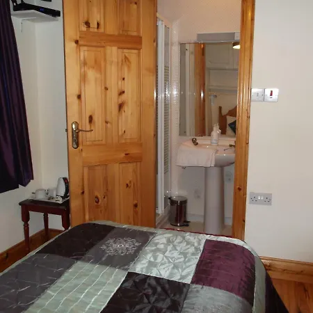 Bed & Breakfast Woodview House